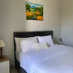 Queens Villa